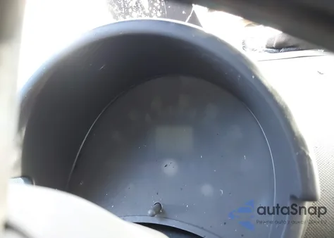 2000 Volkswagen New Beetle Gls z USA, uszkodzony, nr VIN 3VWCC21CXYM496228